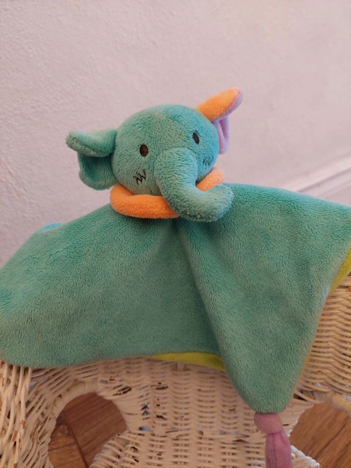 Doudou éléphant turquoise U tout petits - photo numéro 2