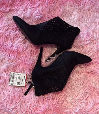 Bottines à talons noires Zara - Neuves 