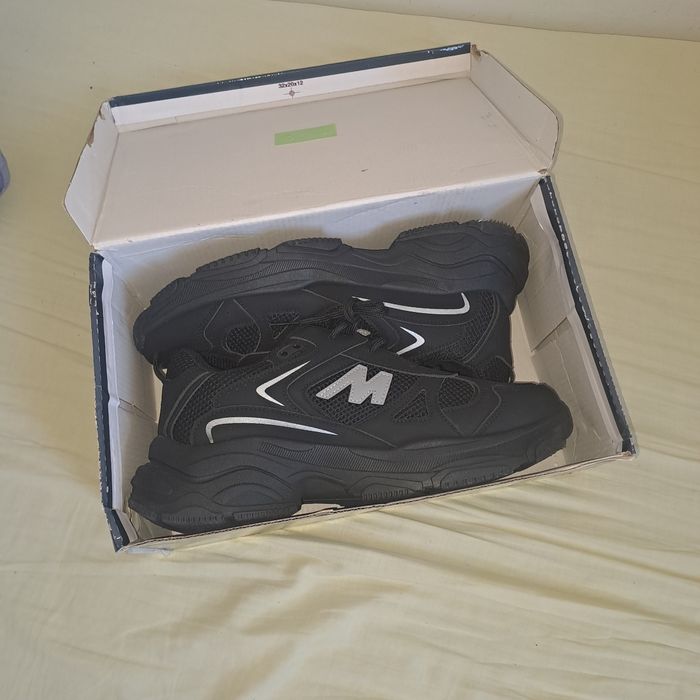 Chaussures neuf utilisé une fois pour tester la taille - photo numéro 5
