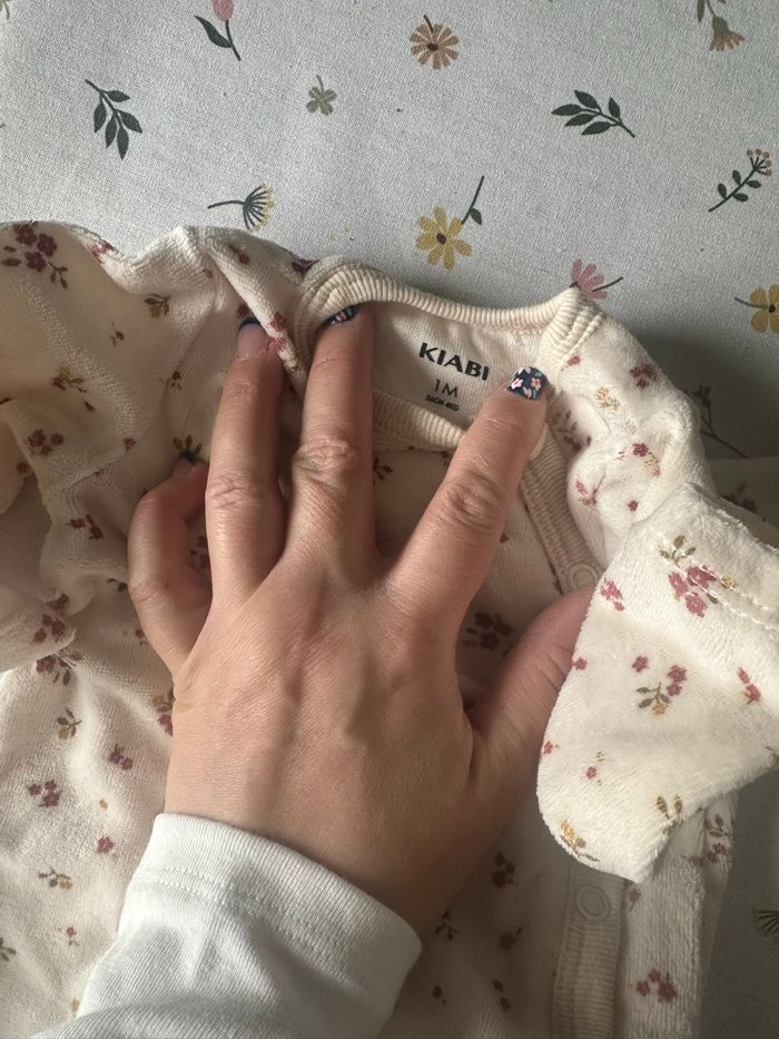 Lot pyjama et ensemble - photo numéro 5