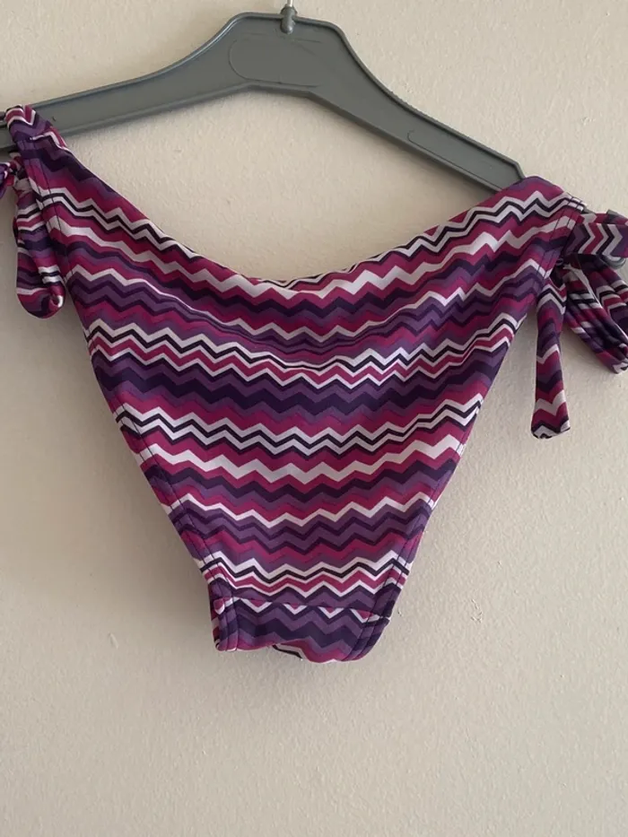 Maillot de bain 2 pièce imprimé blanc violet - photo numéro 2