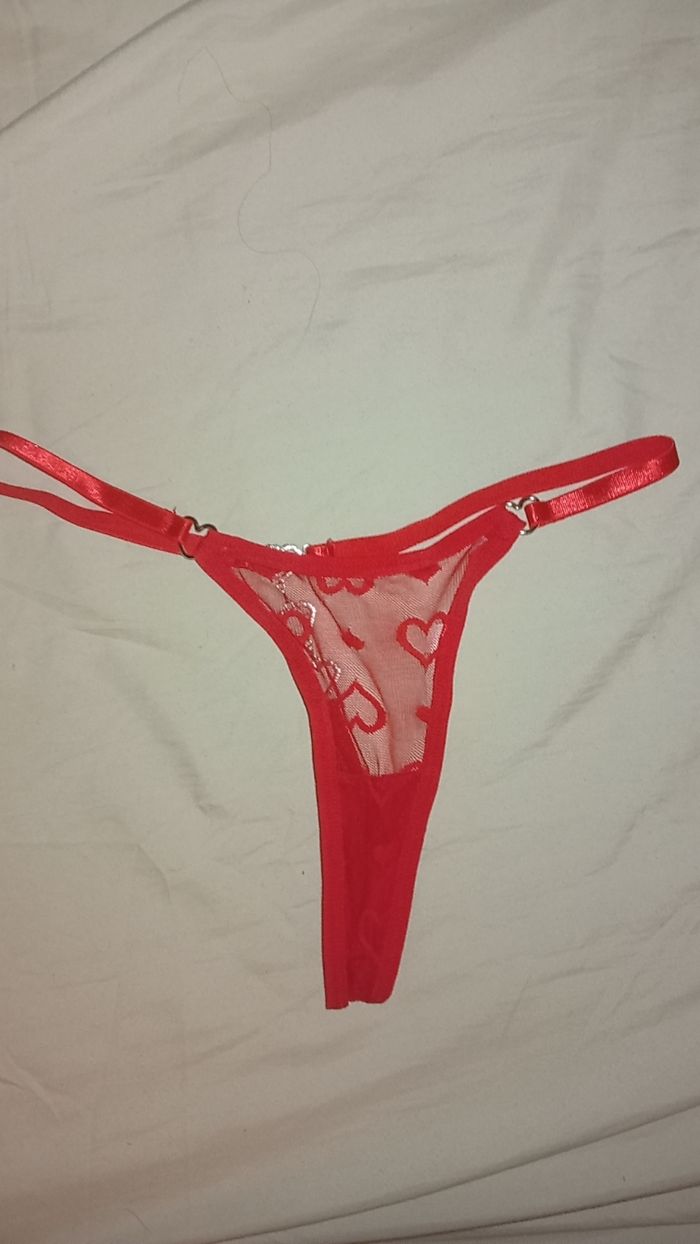 Culotte String blanc ou rouge - photo numéro 3