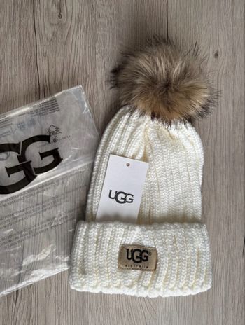 Bonnet UGG neuf - Taille unique