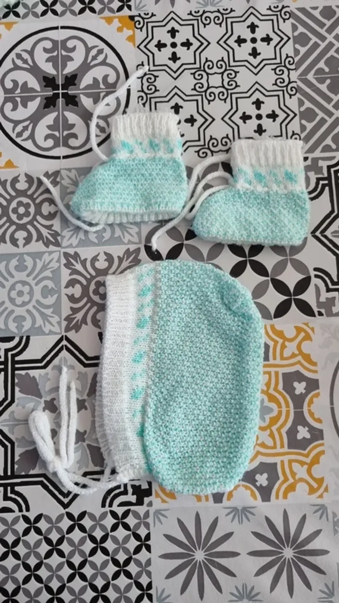 Bonnet et chaussures