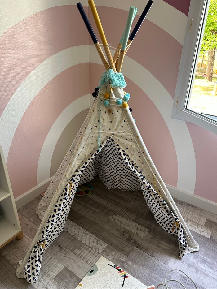- Tipi réversible Vertbaudet Hauteur 150cm, diamètre 130cm. - Neuf avec étiquette