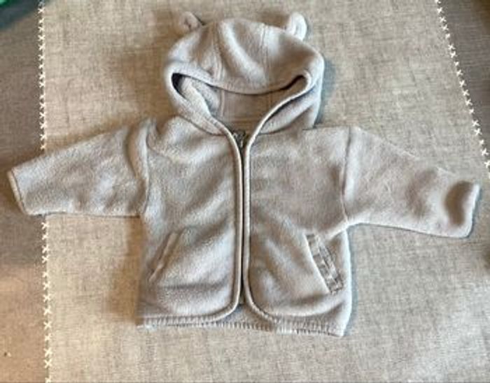 Veste fine polaire à capuche 3 mois