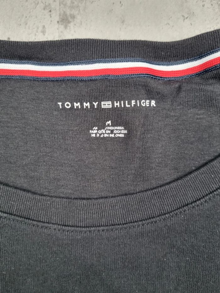 Sweat fin Tommy Hilfiger – Noir – Taille M Femme (mesures en photos) - photo numéro 6