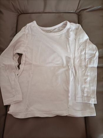 Tee shirt