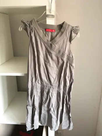 Robe.