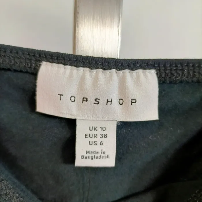 Top noir à manches ballon – Topshop – Taille 38 (M) A672 - photo numéro 4