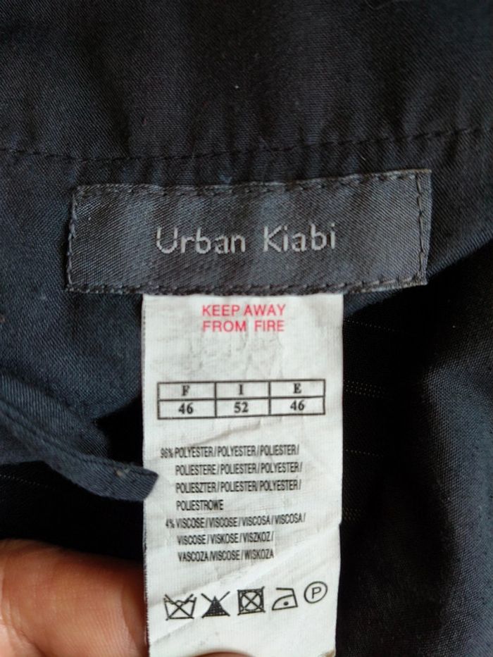 Costume urban Kiabi noir avec fines rayures - photo numéro 4