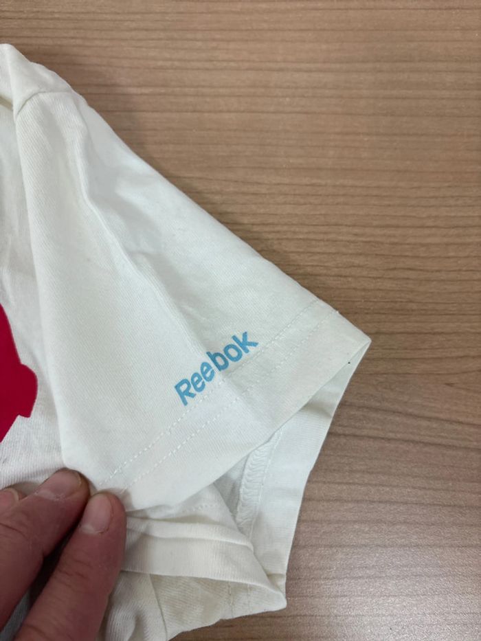 T-shirt femme reebok taille S - photo numéro 2