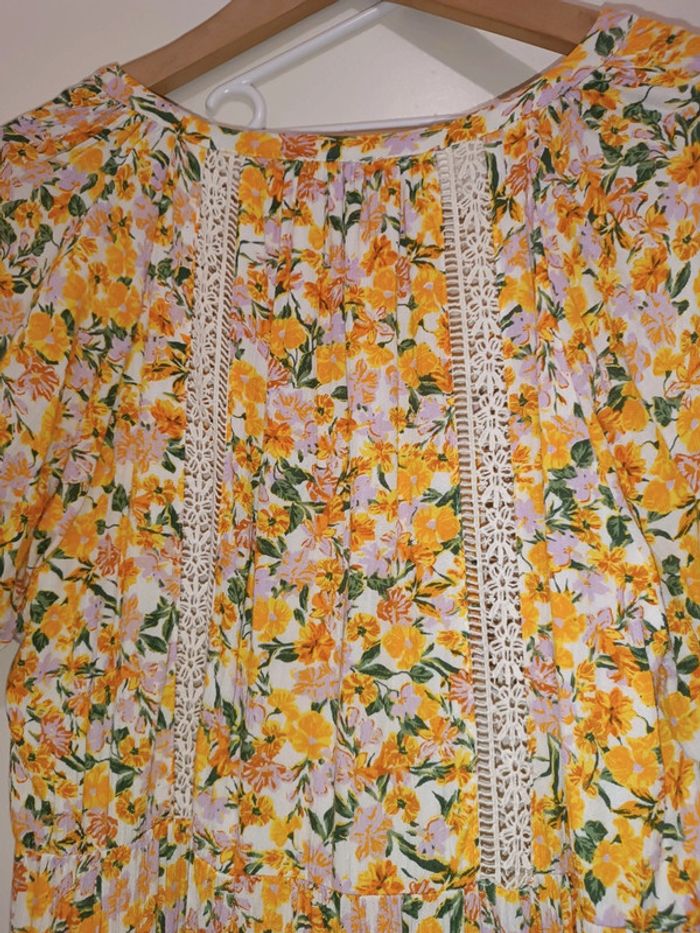 Robe courte fleurie - photo numéro 5