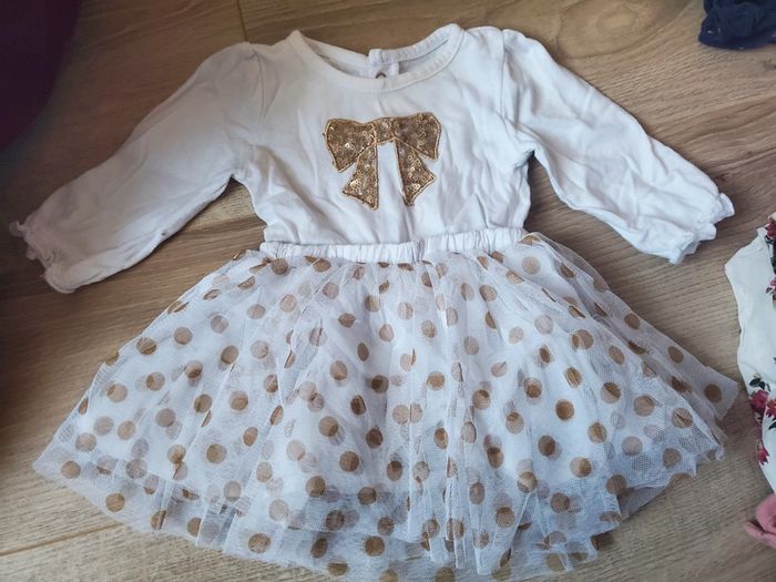 🌴 Robe blanche et doré noeud tulle à pois taille 3 mois
