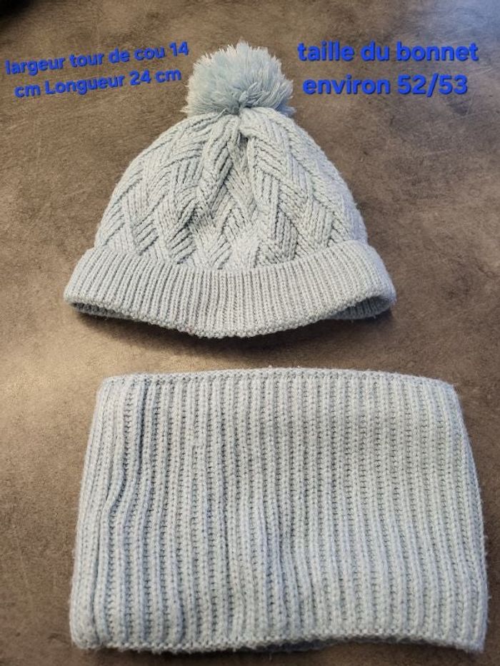 Tour de cou et bonnet