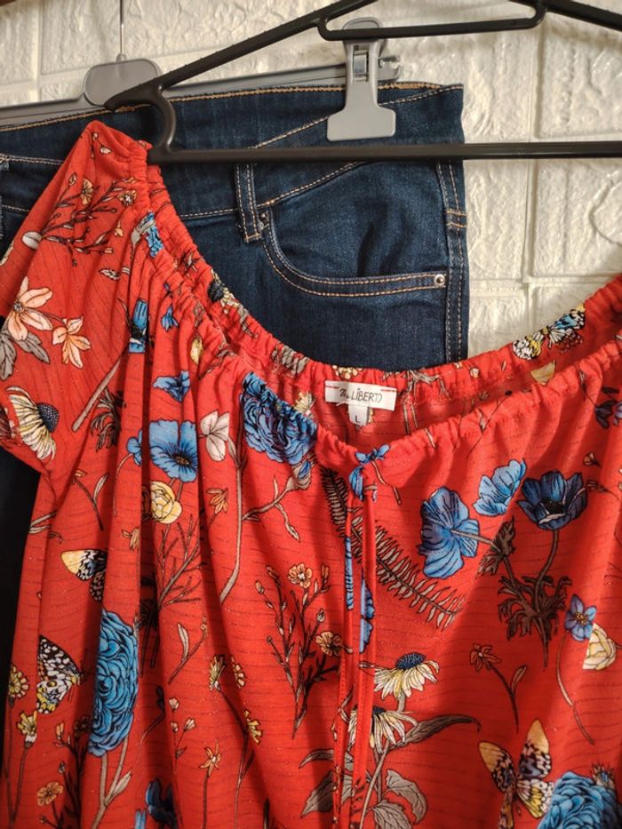 Ensemble jeans et blouse rouge - photo numéro 4