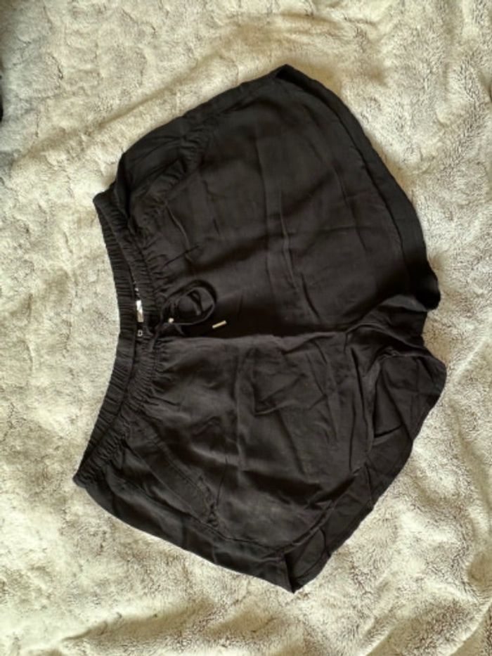 Short H&M