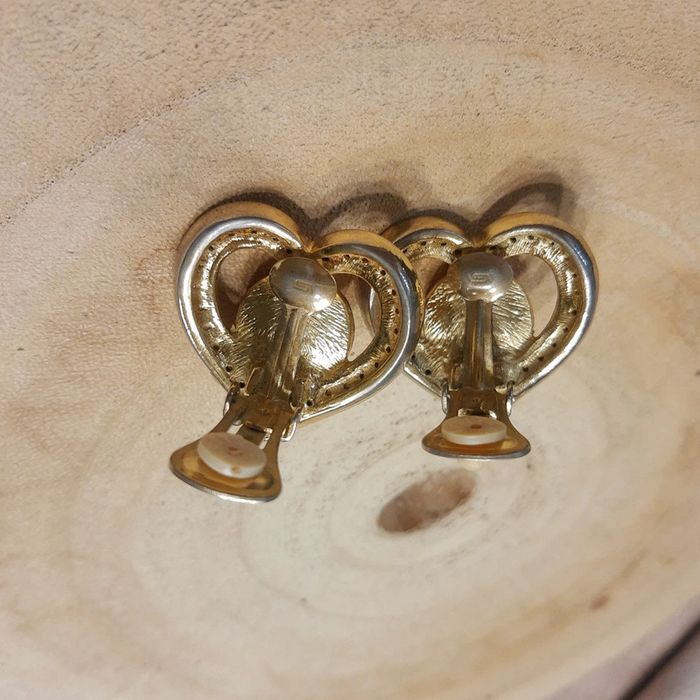Boucles d'oreilles en cœur dorés vintages à pinces - photo numéro 6