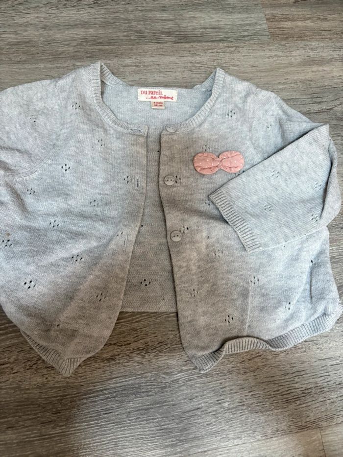 Lot pull et gilet 6 mois - photo numéro 8