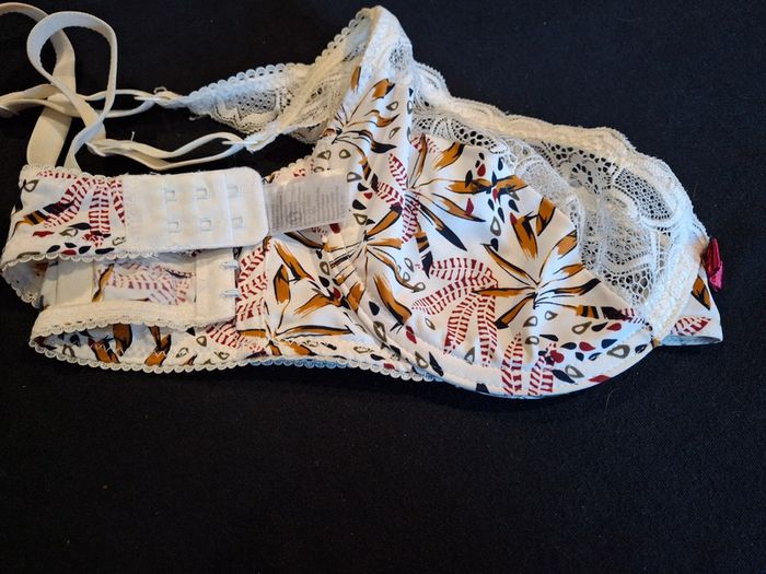 Jolie soutien gorge - photo numéro 2