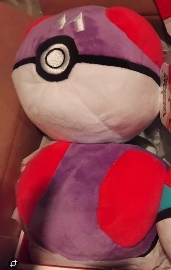 Peluche pokeball