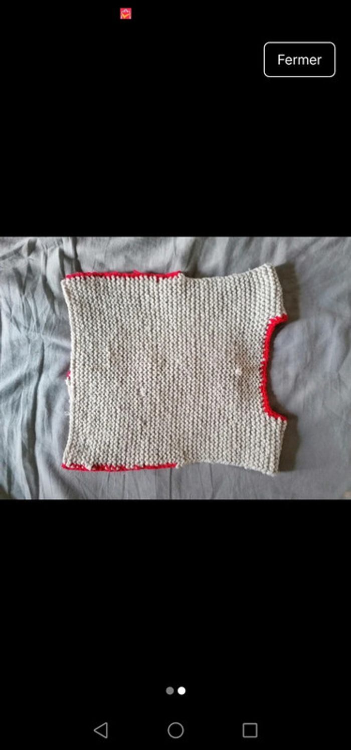 Gilet enfant fait mains en laine - photo numéro 2