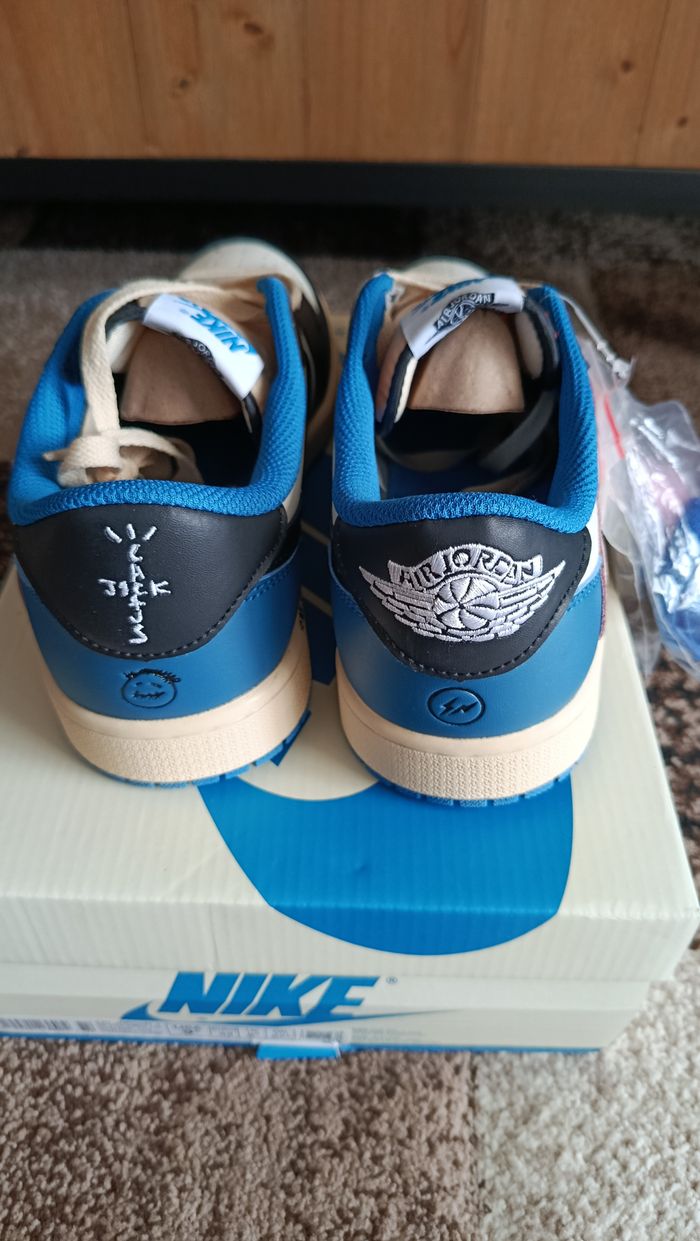 Nike Jordan 1 Low X Travis Scott bleu/noir/blanc - photo numéro 7