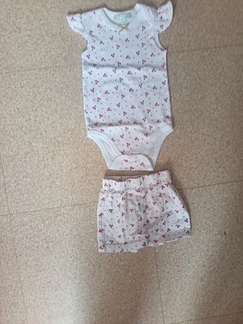 Ensemble body et short 9 mois