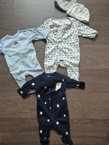 Magnifique lot bebe 1 mois