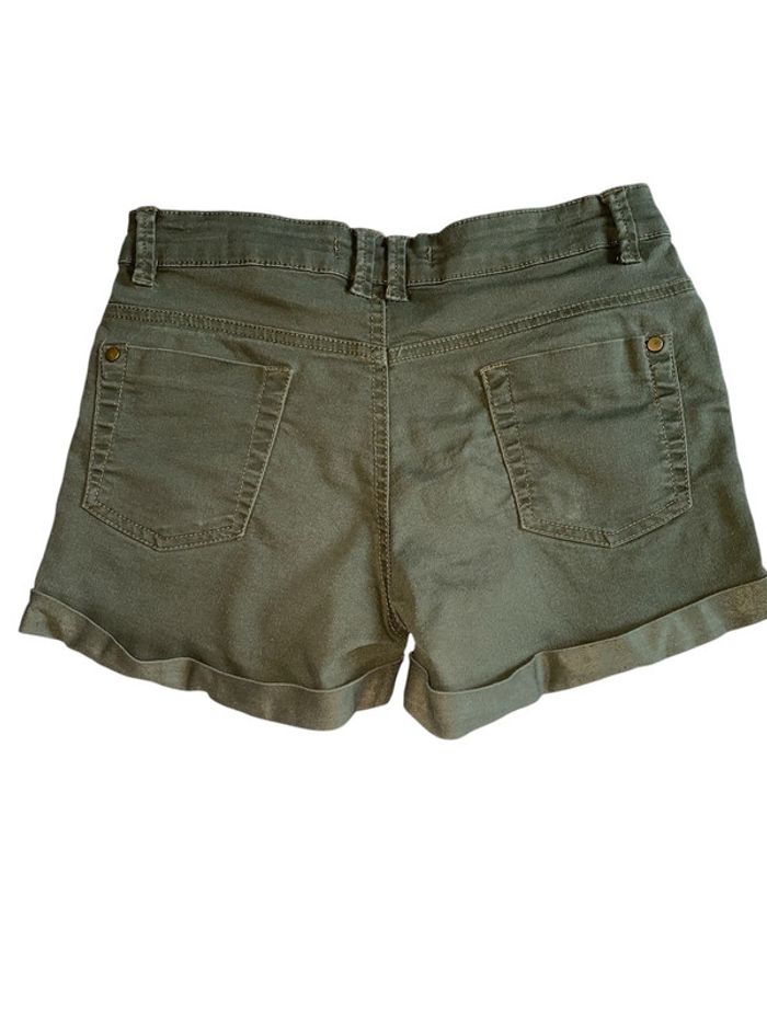 Short kaki T 34 - photo numéro 2