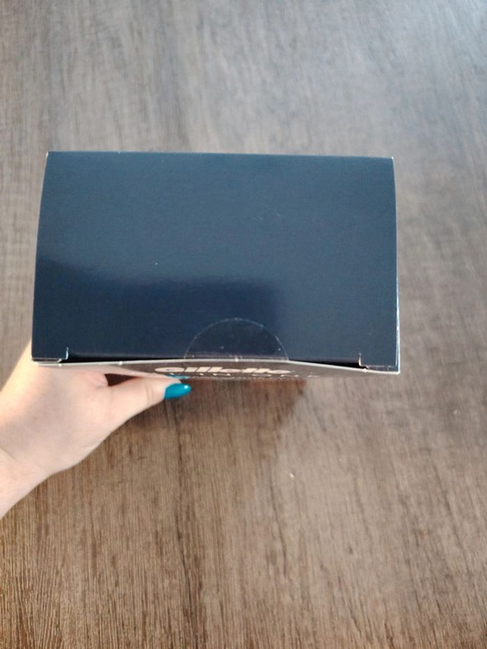 Kit rasage tout en un Gillette All in one neuf - photo numéro 4