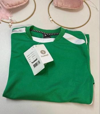 T-shirt garçon - neuf - Hummel - Taille 12 ans 