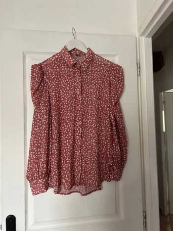 Blouse rose épaule bouffante