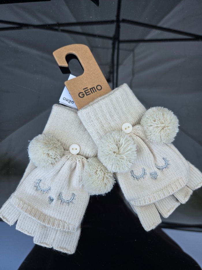 Paires de gants