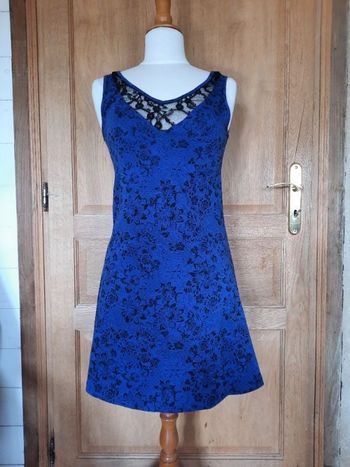 Robe sans manches