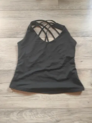 Débardeur court taille 36 dos nu