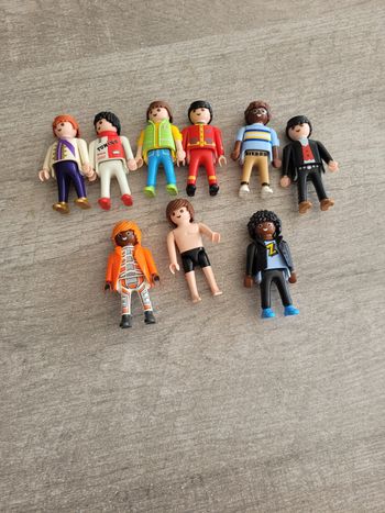 Lot de personnages playmobil