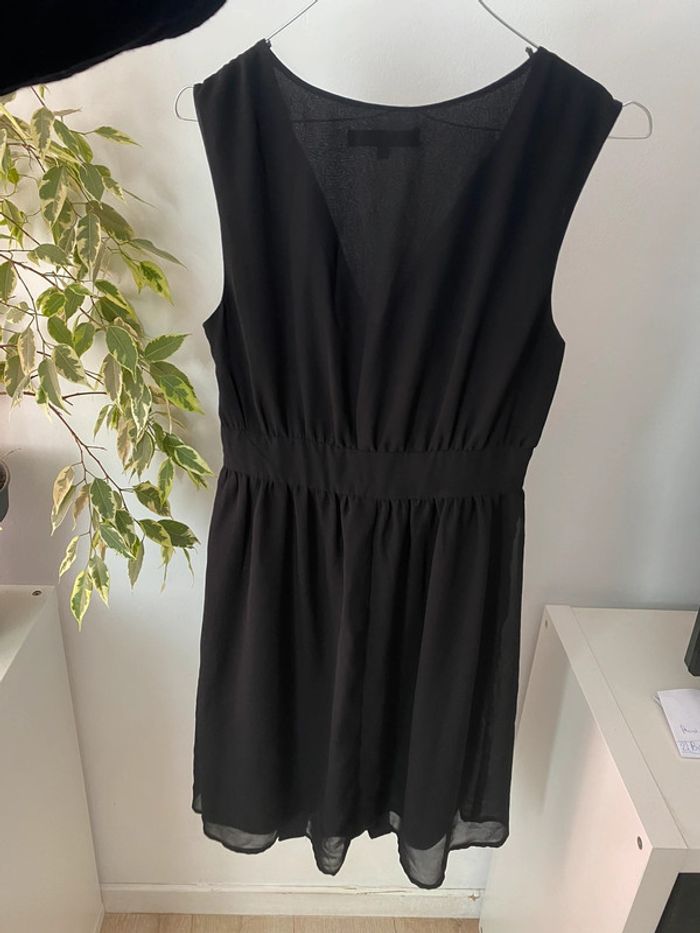 Robe noir etam fluide col V avec laçage - photo numéro 2