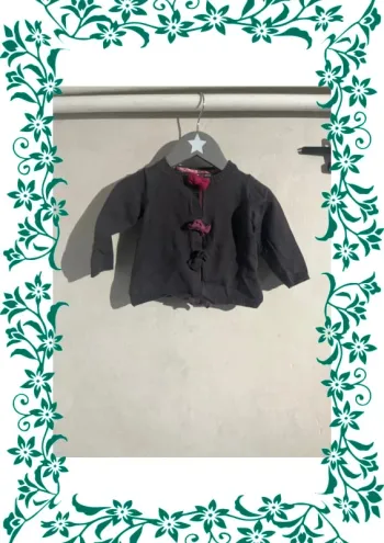 Gilet noeuds 6 mois