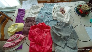 Lot vêtements 9 pièces 4-6 ans fille