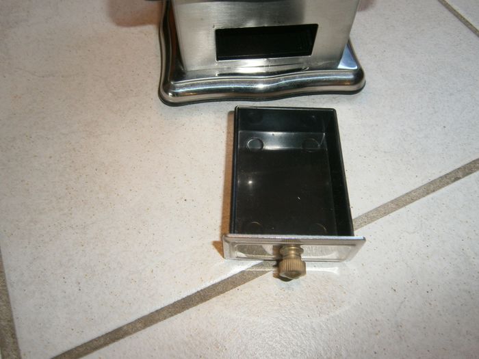 Moulin à café manuel chromé NEUF - photo numéro 4