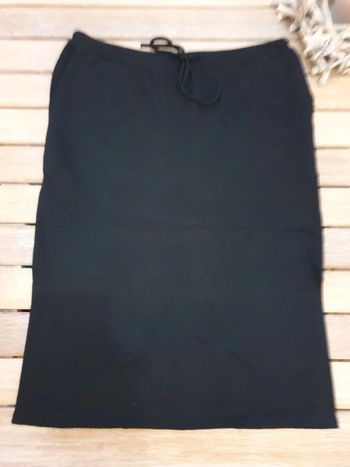 Magnifique jupe en laine noire Taille L Etam