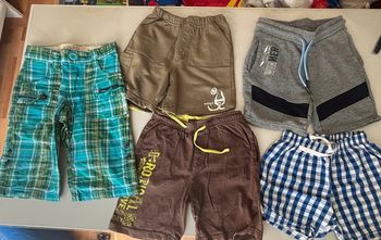 Lot de shorts 4 ans