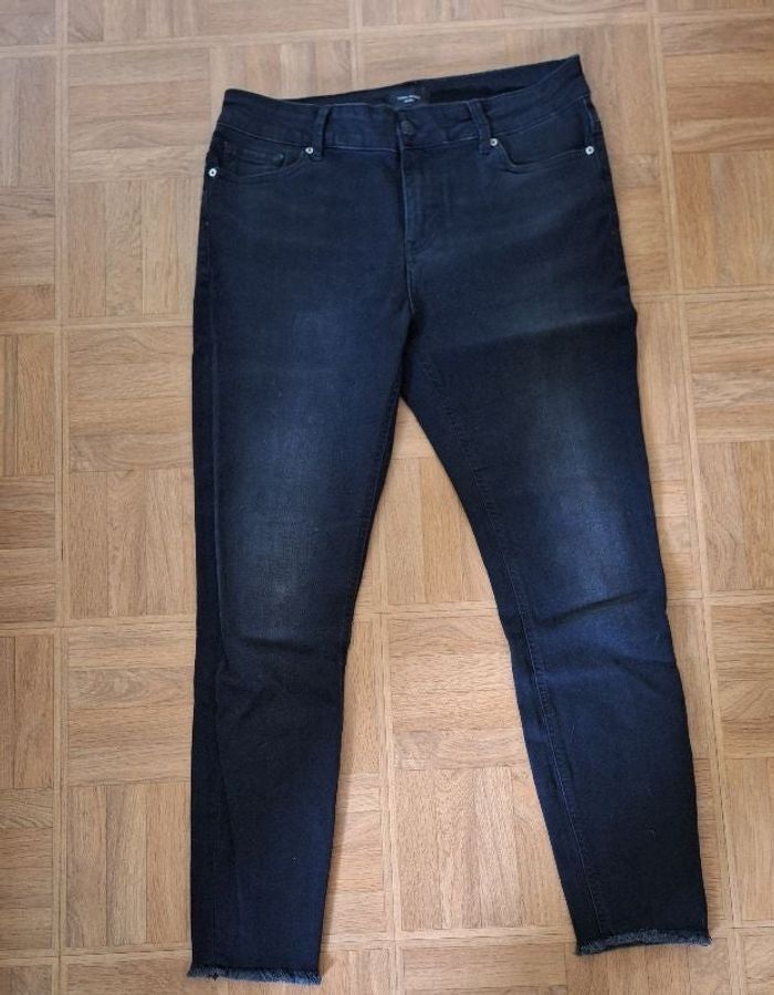 Skinny denim noir