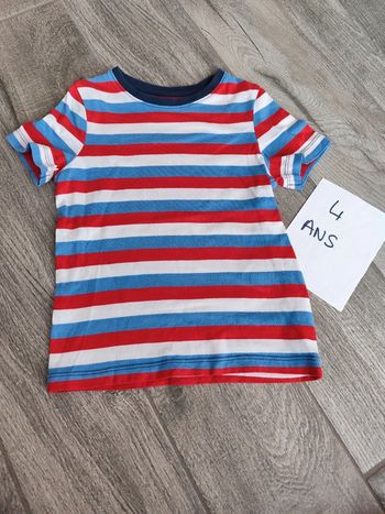 T-shirt à rayures à manches courtes 🤟