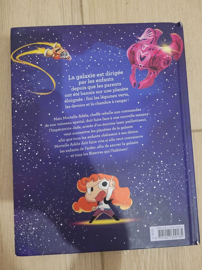 Grand livre Mortelle Adèle - photo numéro 2