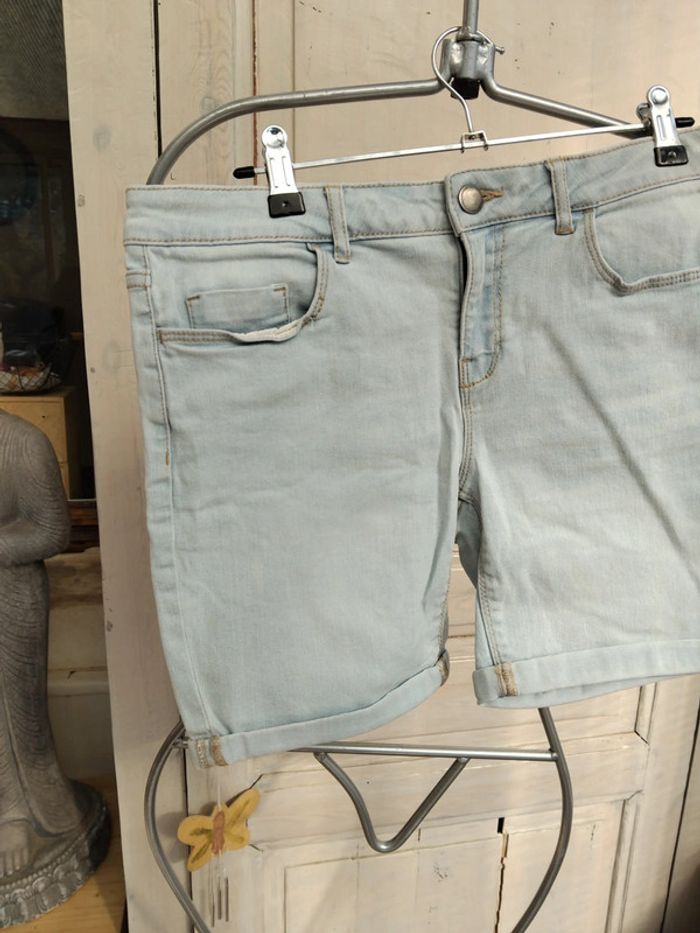 Short en jean bleu - photo numéro 2