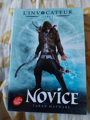 Roman L'Invocateur tome 1 Novice - Taran Matharu- Le livre de poche
