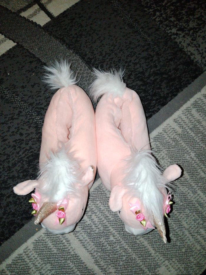 Pantoufles licorne 37/38