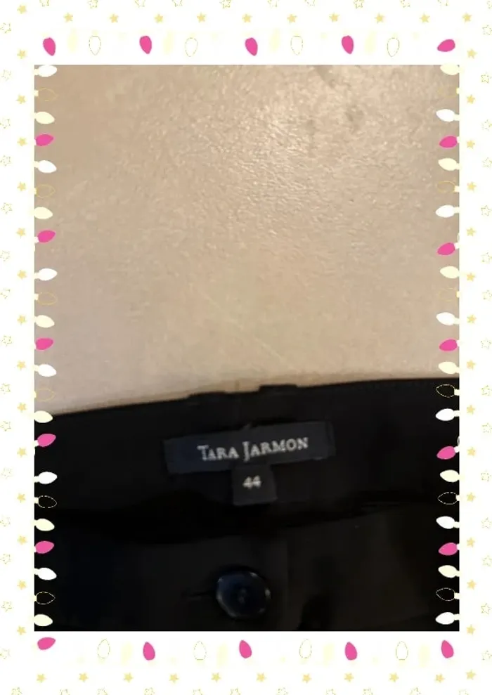 Pantalon 3/4 femme noir comme neuf mis une fois tara jarmon taille 44 - photo numéro 4